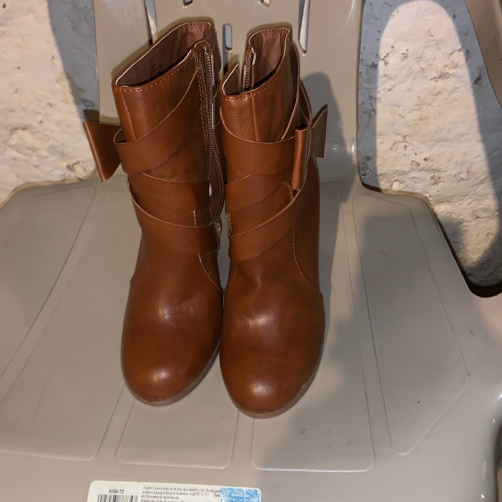 Women’s booties